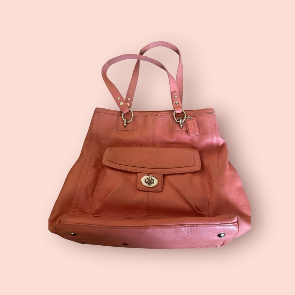 Coach bubble pink pebbled Leather Tote Bag - Picture 1 of 12